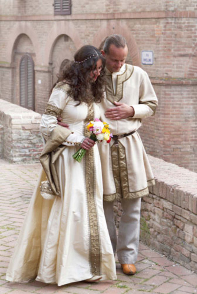 Mittelalterliche Hochzeit
 Mittelalterliche Hochzeit