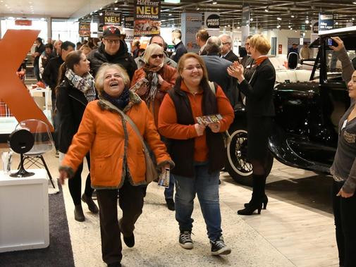 Möbel Höffner Hannover
 Neues Möbelhaus Möbel Höffner in Altwarmbüchen – NP Neue