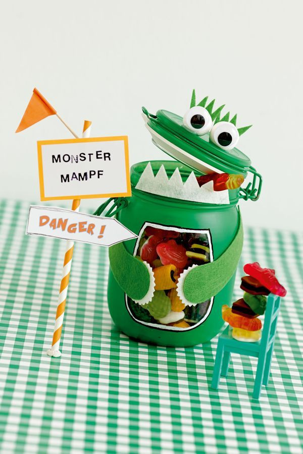 Monster Geschenke
 line Ratgeber zu Kindererziehung von Baby bis Teenie