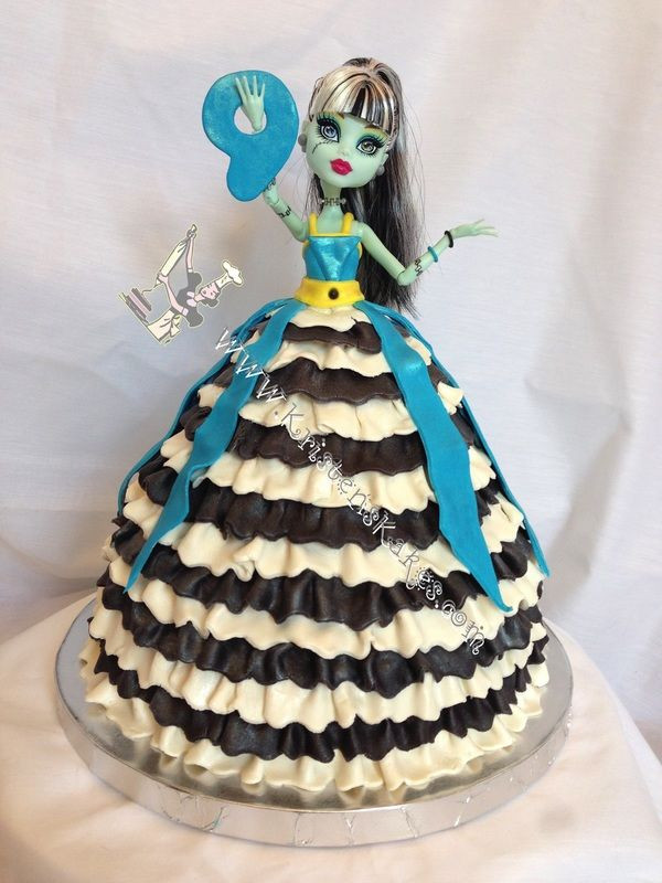 Monster High Kuchen
 Monster High Frankie Stein cake Copyright © 2016 Kristen s