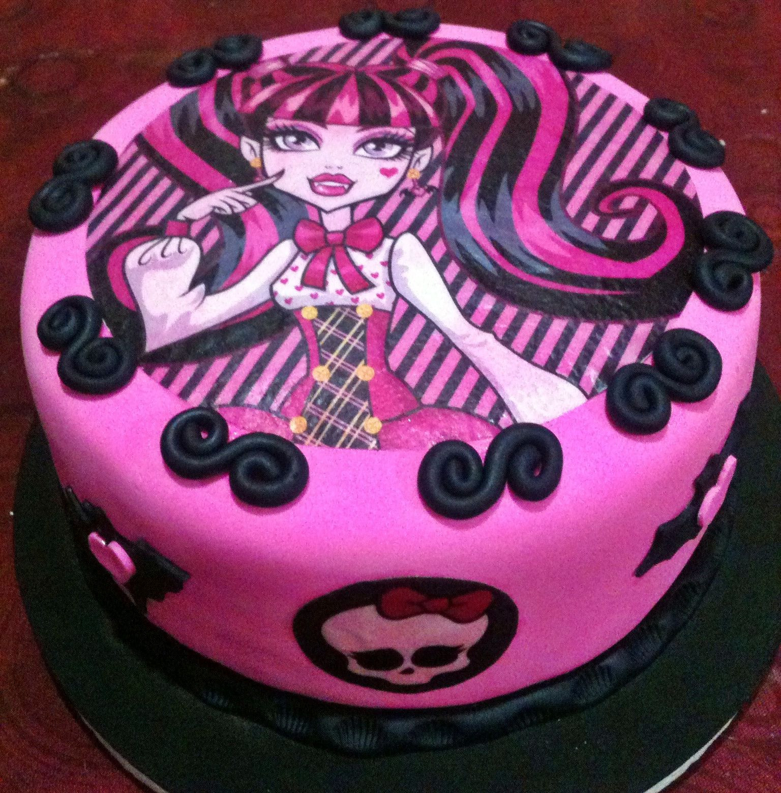 Monster High Kuchen
 Monster high draculaura kuchen – Appetitlich Foto Blog für Sie