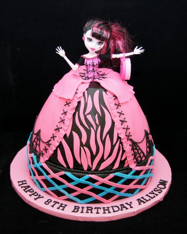 Monster High Kuchen
 Monster High Cake Pan Kuchen MONSTER HIGH