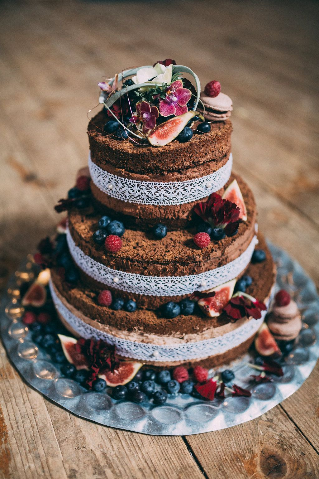 Naked Hochzeitstorte
 Bohemian Marokko – Heiraten in kupfer und rot