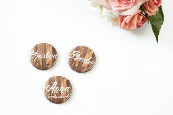 Namensschilder Hochzeit
 Individuelle Namensschilder rustikale Hochzeit Name Pins