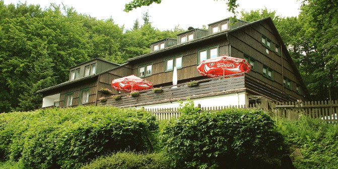 Neustädter Haus
 Über den Kreuzberg • Wanderung Outdooractive