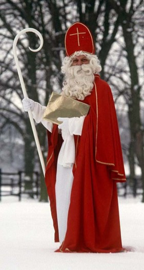 Nikolaus Geschenke Kinder
 Nikolaustag Warum der Nikolaus Geschenke in Stiefel