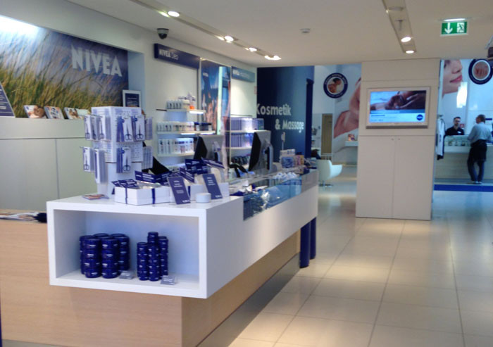 Nivea Haus Berlin
 Nivea Haus Berlin Chain Store Age