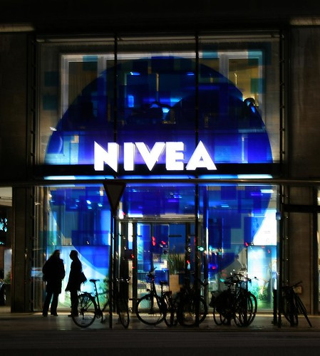 Nivea Haus Berlin
 Nivea Haus Shop in Hamburg Germany travel guide tripwolf