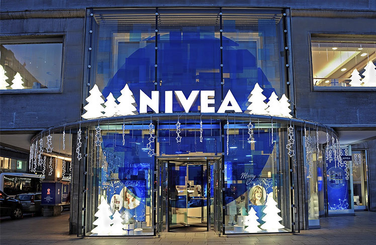 Nivea Haus
 Referenzen Firmenkunden