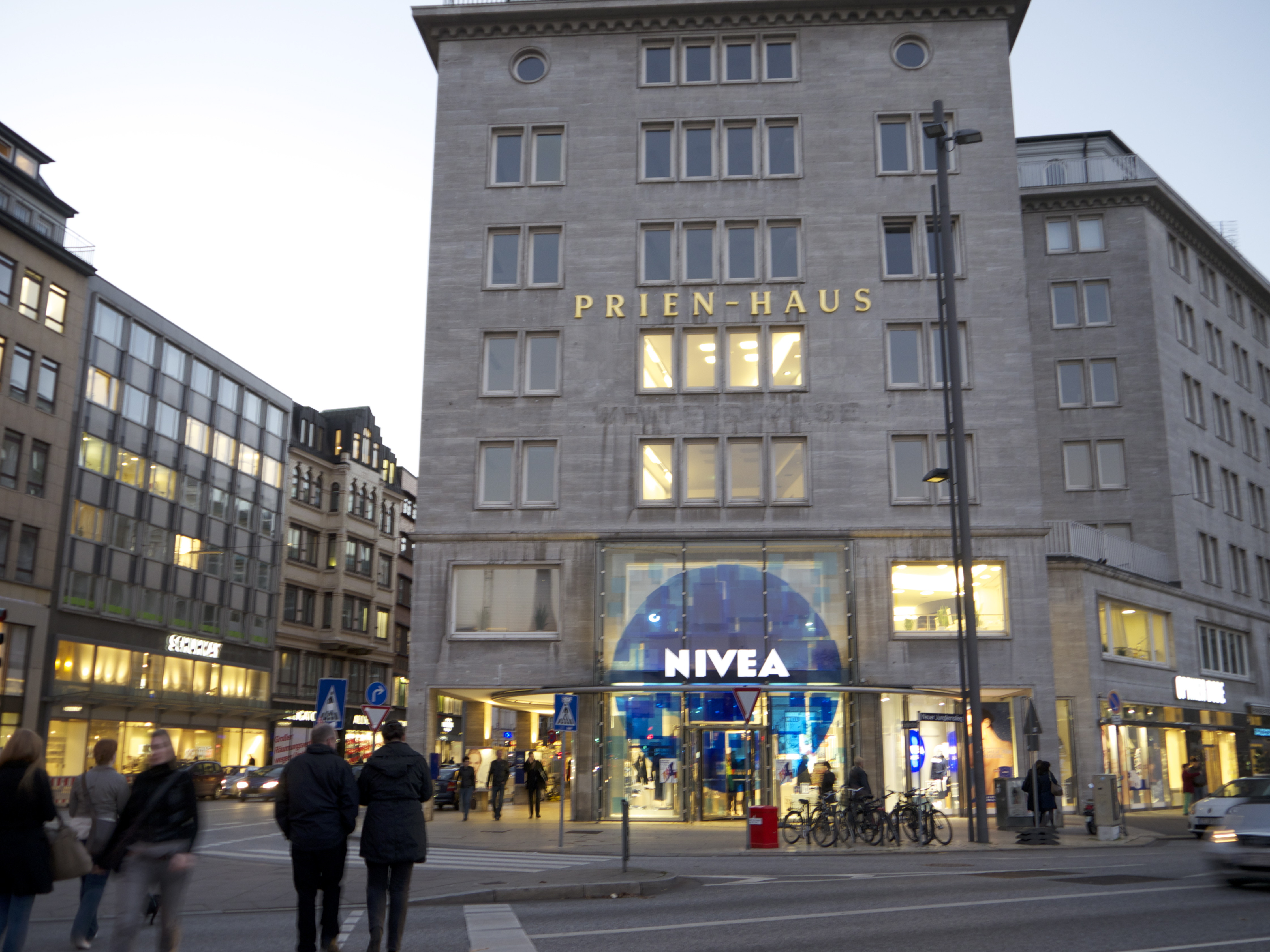 Nivea Haus
 Express Entspannung Im Nivea Haus in Hamburg