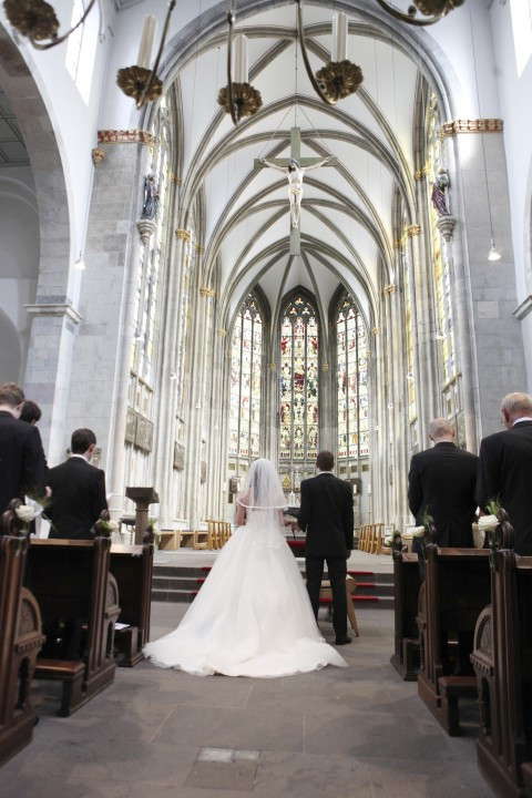 Ökumenische Hochzeit
 Die kirchliche Trauung Tipps für den perfekten Ablauf