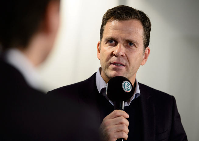 Oliver Bierhoff Hochzeit
 DFB informiert auf Regionalkonferenzen über Bundestags