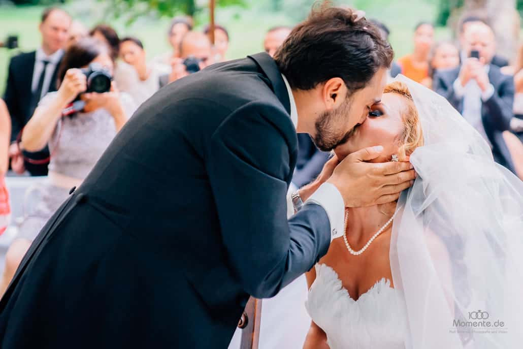 Persische Hochzeit
 Persische Hochzeit mit Hochzeitsfotos & Video von