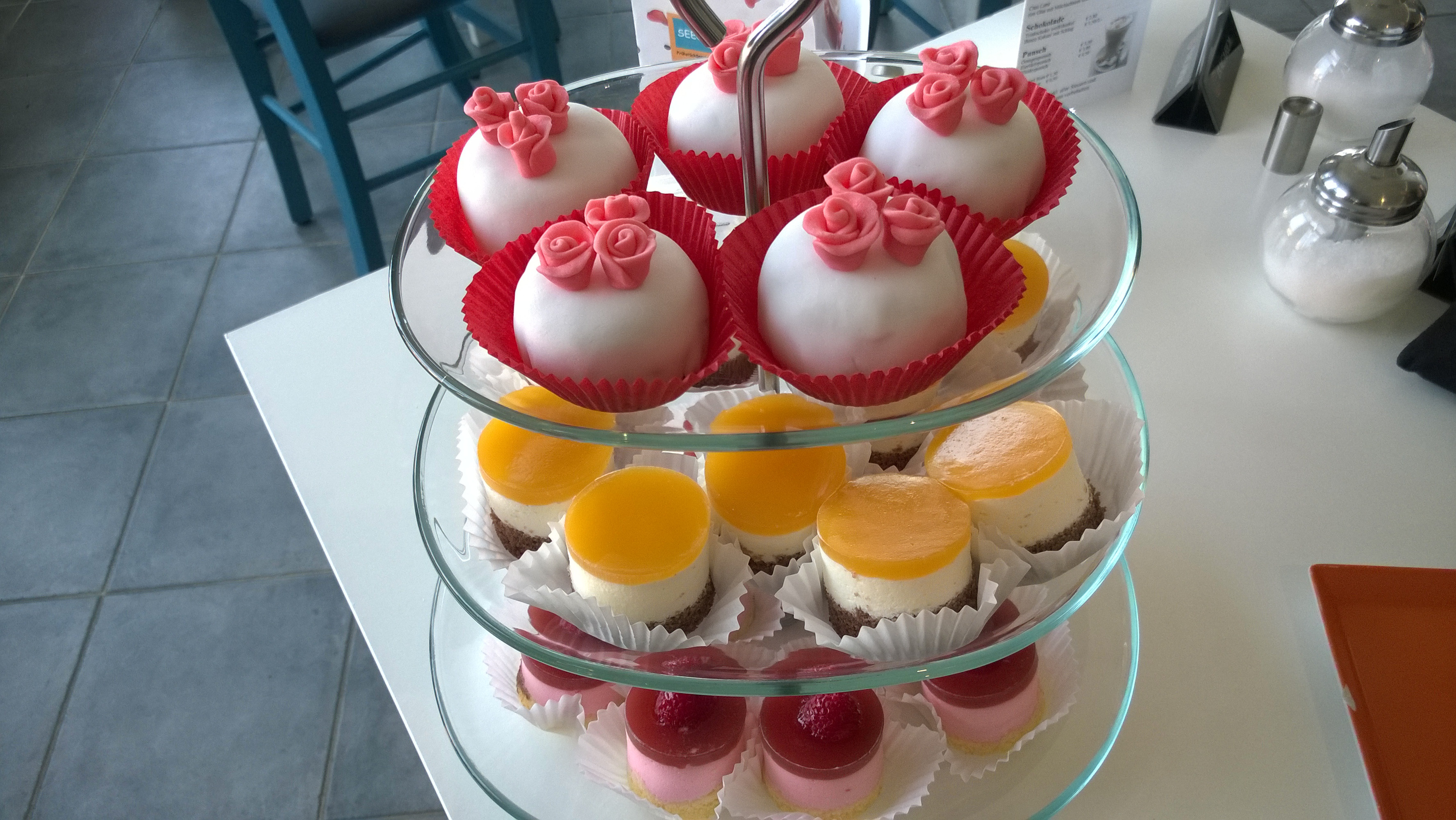 Petit Four Hochzeit
 Hochzeit Petit Fours