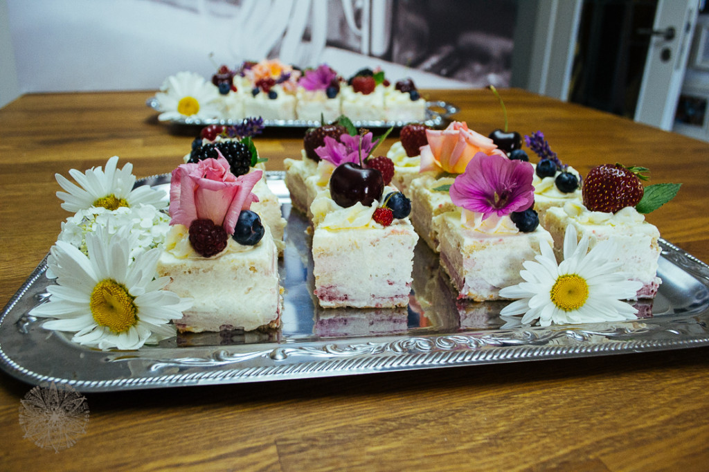 Petit Four Hochzeit
 Petits Fours FrauBpunkt