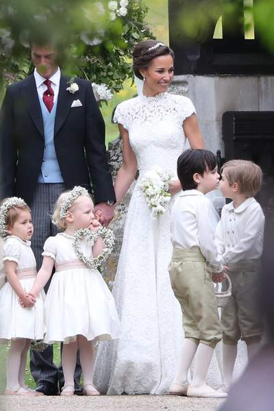 Pippa Middleton Hochzeitskleid
 s les enfants stars du mariage de Pippa Middleton