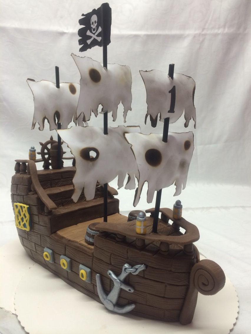 Piratenschiff Kuchen
 Piratenschiff Torte
