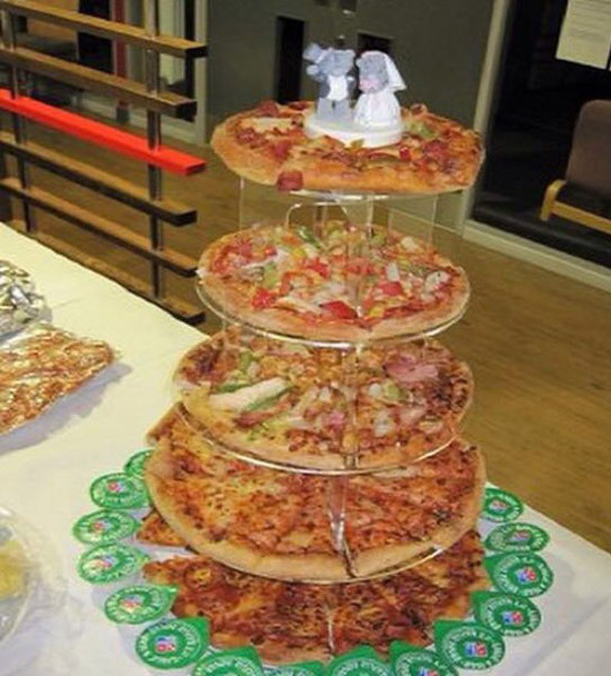 Pizza Hochzeitstorte
 Say "I Do" to 15 Funny Wedding s