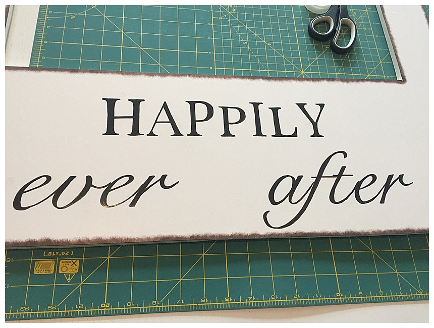 Polaroid Rahmen Hochzeit
 DIY Polaroid booth mit Happily Ever After Schriftzug