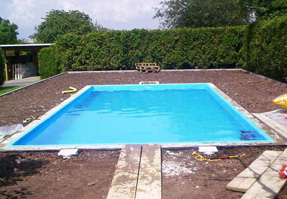 Pool Im Garten
 Pool anlegen in 13 Schritten OBI