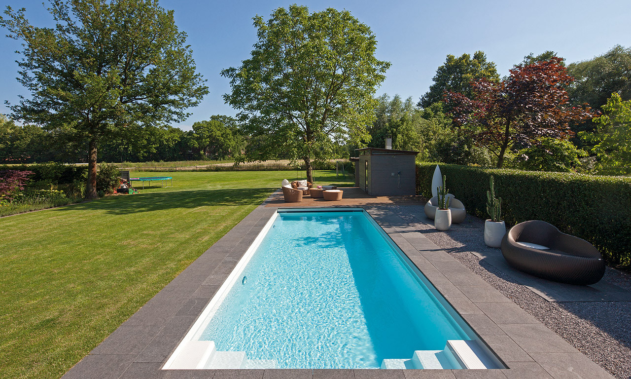 Pool Im Garten
 Viel Platz zum Schwimmen