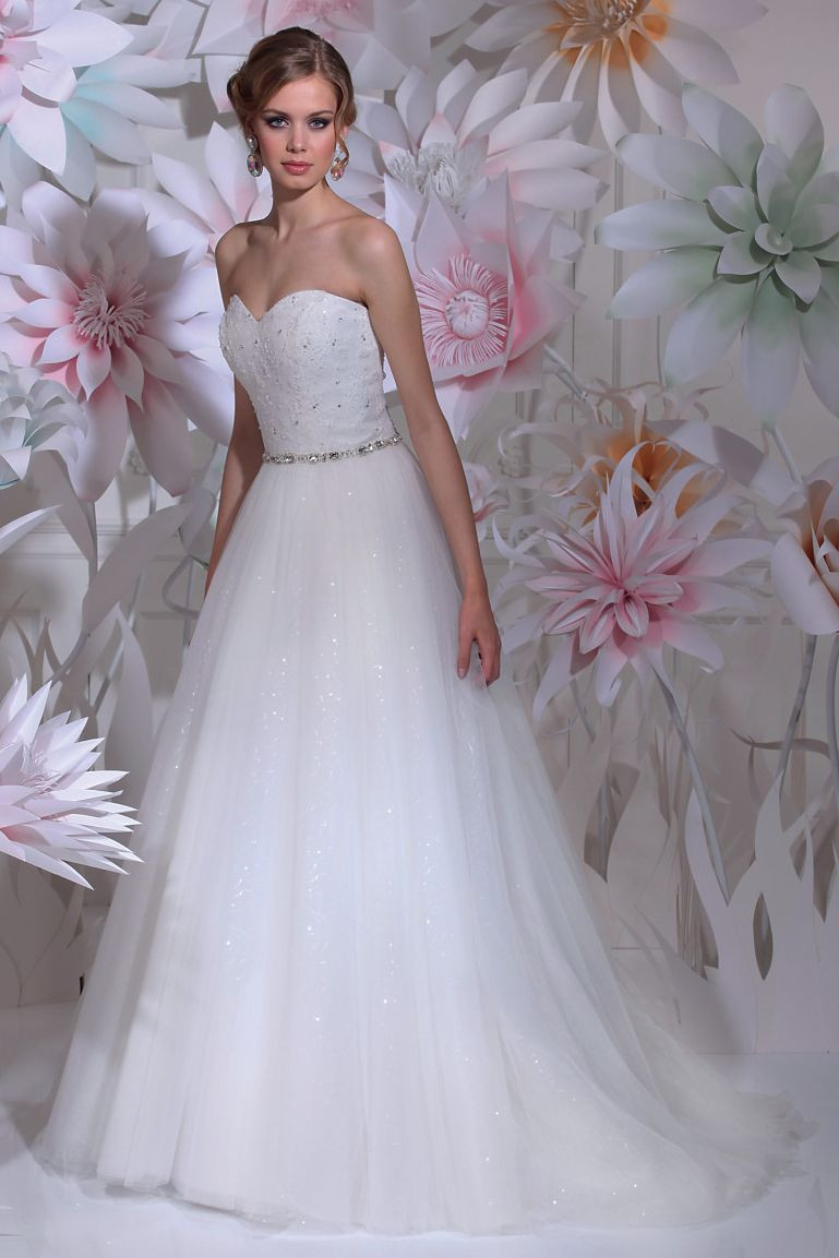 Prinzessin Hochzeitskleid Glitzer
 Isabel de Mestre New York Kollektion 2016 Brautkleid