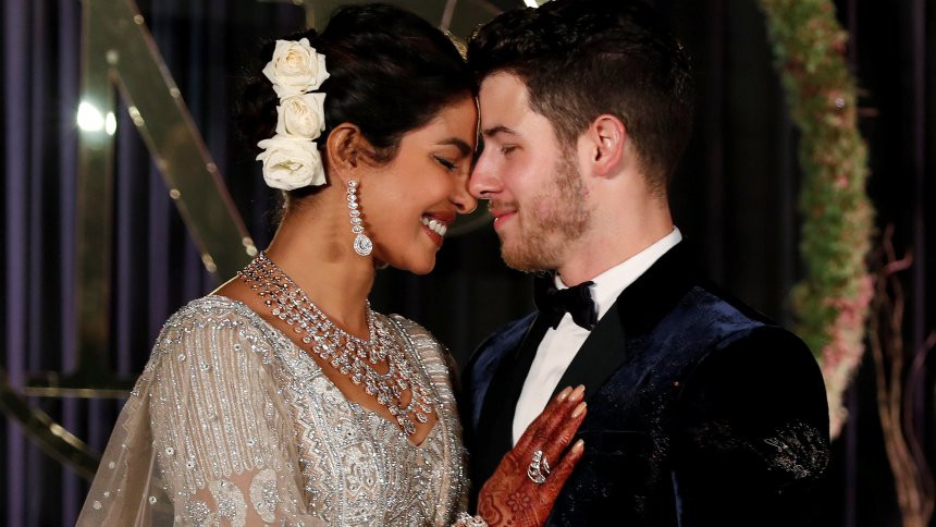 Priyanka Chopra Hochzeit
 Priyanka Chopra und Nick Jonas feiern mehrtägige Hochzeit