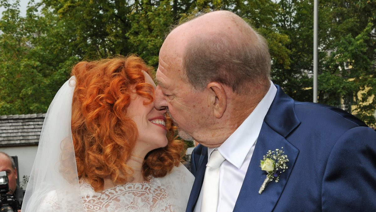 Ralph Siegel Hochzeit
 Hochzeit in Grünwald Ralph Siegel heiratet zum vierten