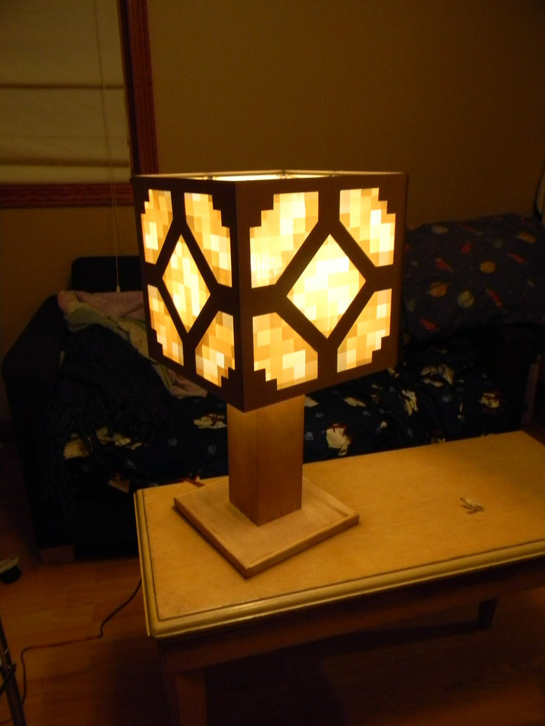 Redstone Lampe
 Redstone Lamp Minecraft by veykava on DeviantArt