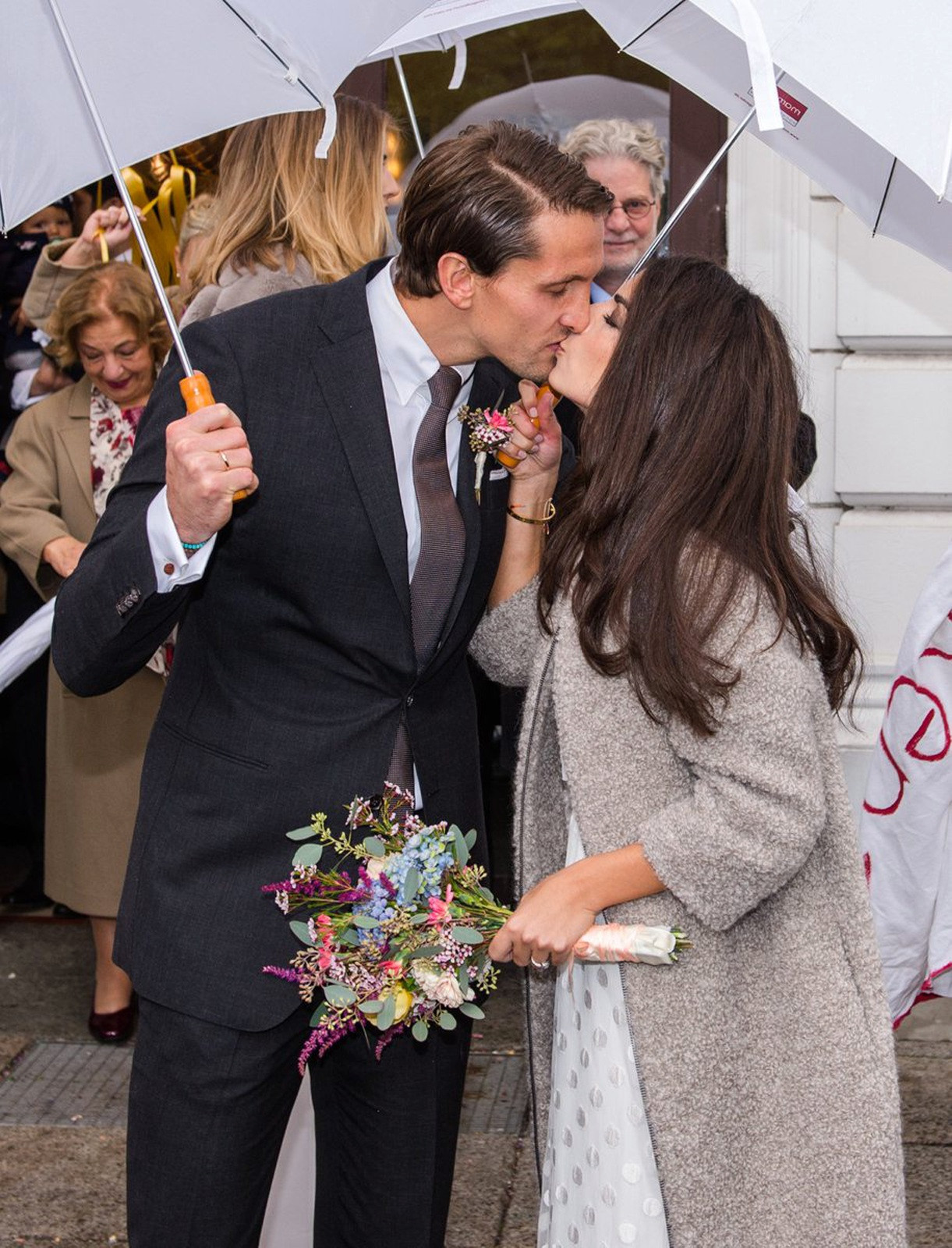 Rene Adler Hochzeit
 René Adler heiratet Schauspielerin Lilli Hollunder