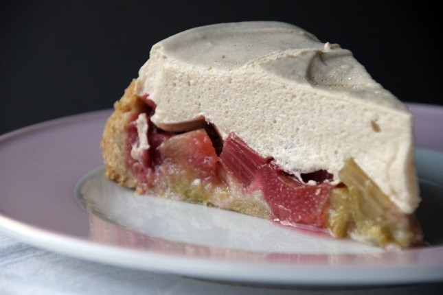 Rhabarber Baiser Kuchen
 17 Best images about Leichte Kuchen und Desserts on