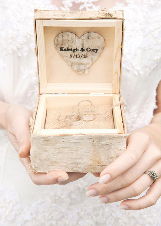 Ringbox Hochzeit
 Birch Bark Wood Wedding Ring Bearer Box Rustic Wooden