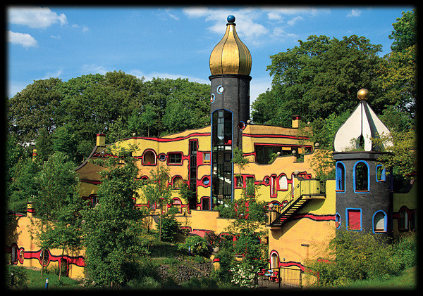 Ronald Mcdonald Haus
 Hundertwasser Postkarte RONALD MCDONALD HAUS kaufen