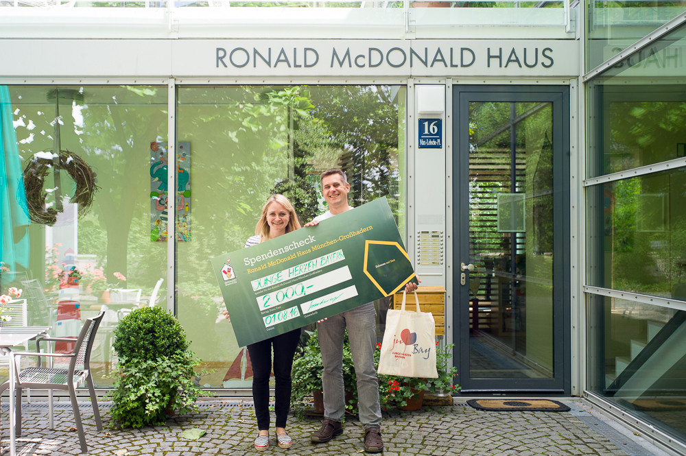 Ronald Mcdonald Haus
 Junge Herzen Bayern