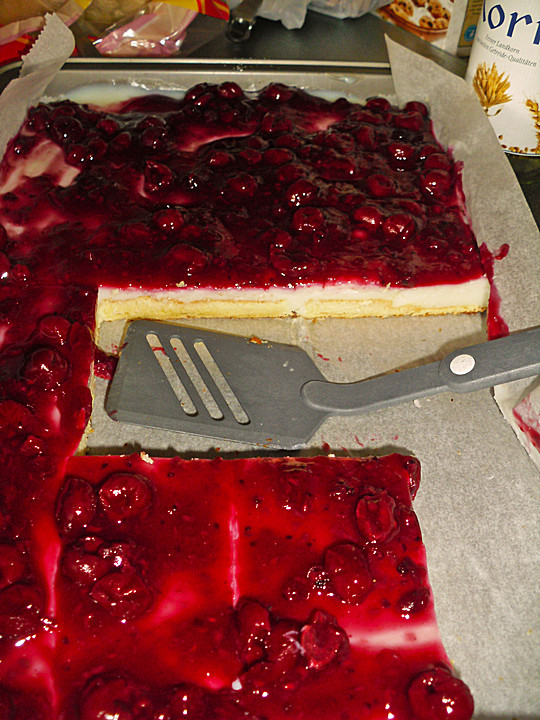 Rote Johannisbeeren Kuchen
 Rote Grütze Kuchen von Mimimaus4