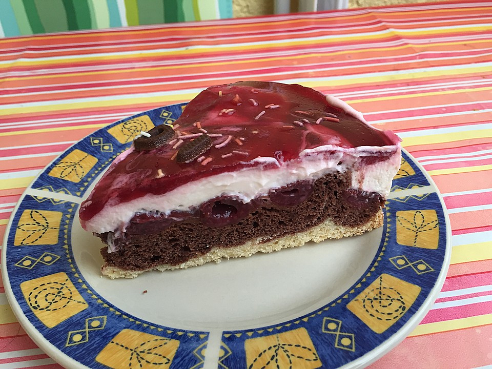 Rotkäppchen Kuchen
 Rotkäppchen Kuchen von majani