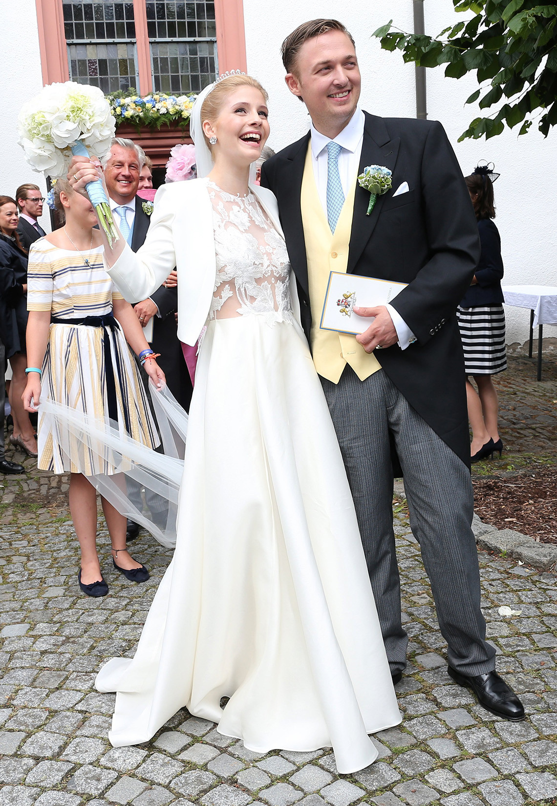 Royal Hochzeit
 Brautmode Royale Hochzeitskleider