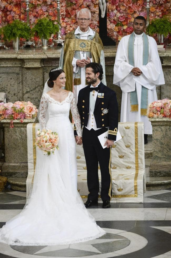 Royale Hochzeit 2019
 Inside the Swedish royal wedding the couture dress