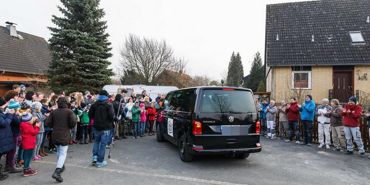 Rtl2 Zuhause Im Glück
 RTL2 Doku Soap Zuhause im Glück renoviert Haus in Seelze