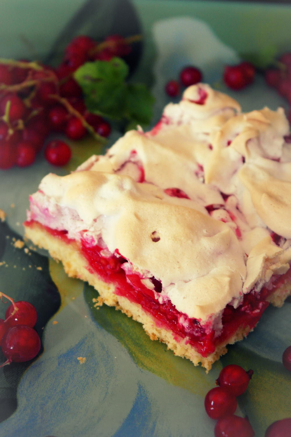 Rührteig Kuchen
 Johannisbeer Kuchen vom Blech mit Rührteig und Baiser