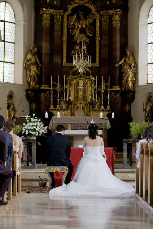 Rumänische Hochzeit
 Spanische oder rumänische Hochzeit Hauptsache feiern