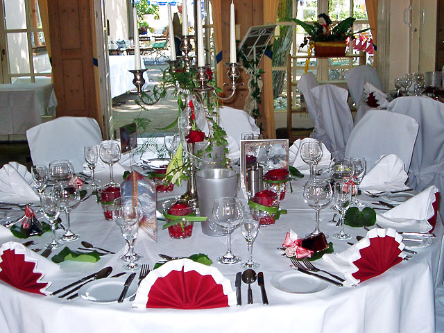 Runde Tische Hochzeit
 Saal „Gasthof Bammes“ in Nürnberg