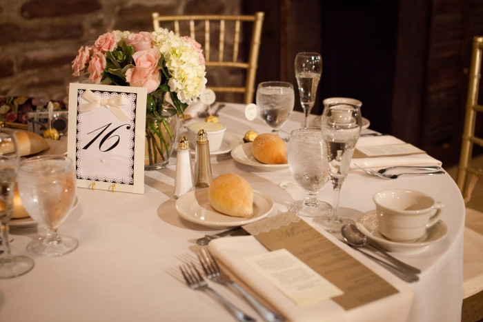 Runde Tische Hochzeit
 Tischdekoration zur Hochzeit 31 Ideen für runde Tische