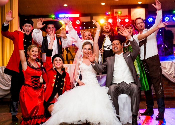 Russische Hochzeit Spiele
 Show Band BRAVO & Hochzeitsservice deutsch russische