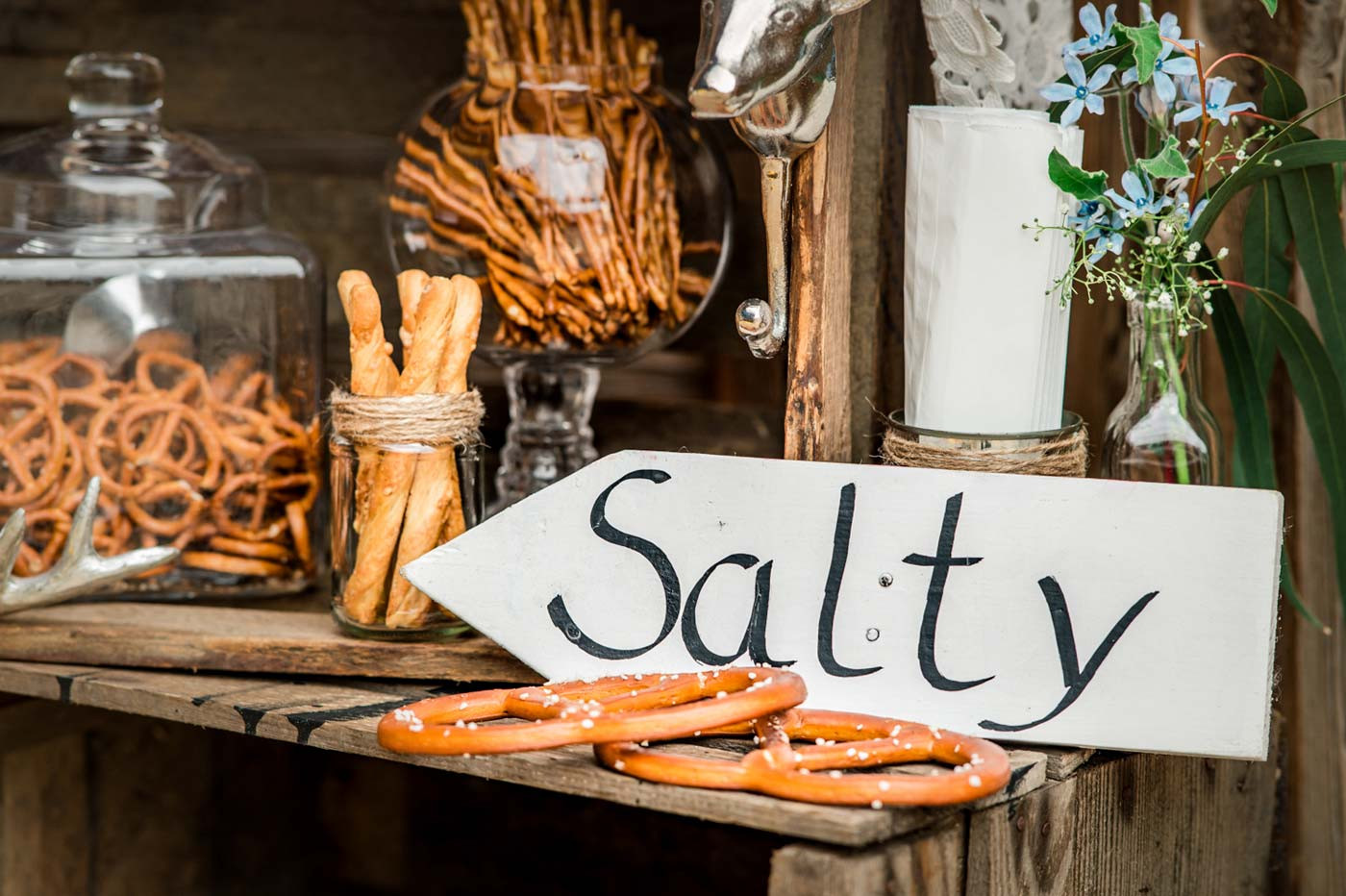 Salty Bar Hochzeit
 Salty Bar – salzige Alternative zur Candy Bar