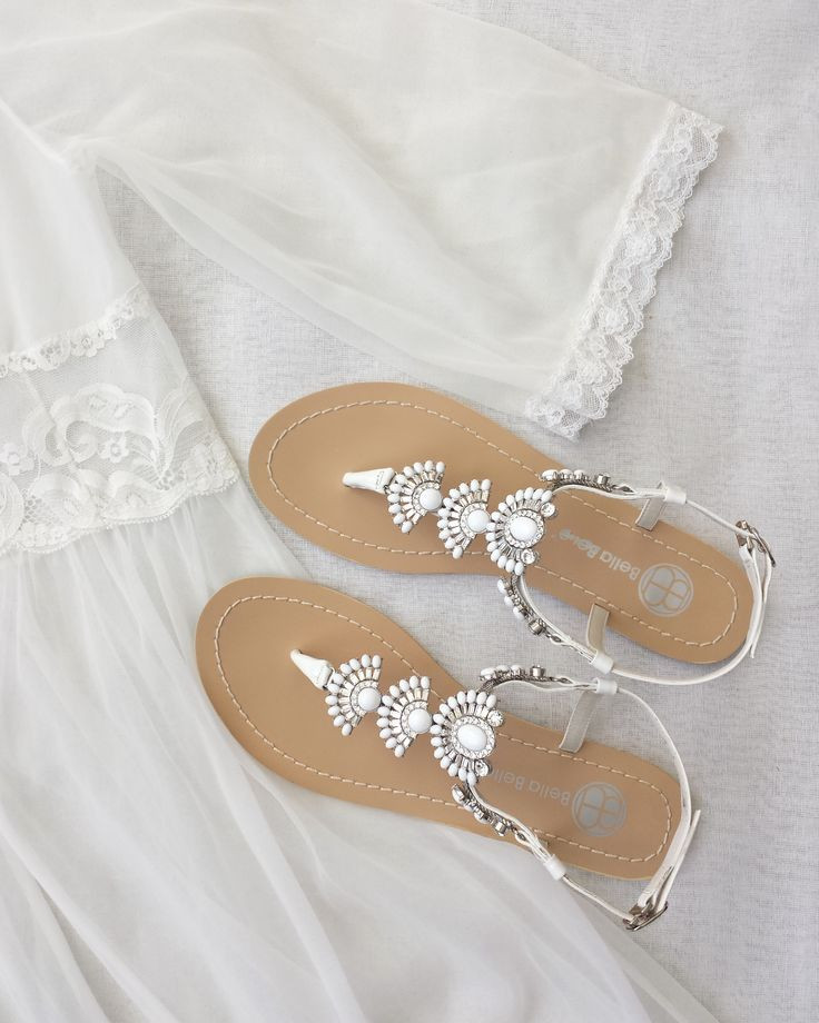 Sandalen Hochzeit
 The Most Perfect Bridal Shoes for a Vintage Bride