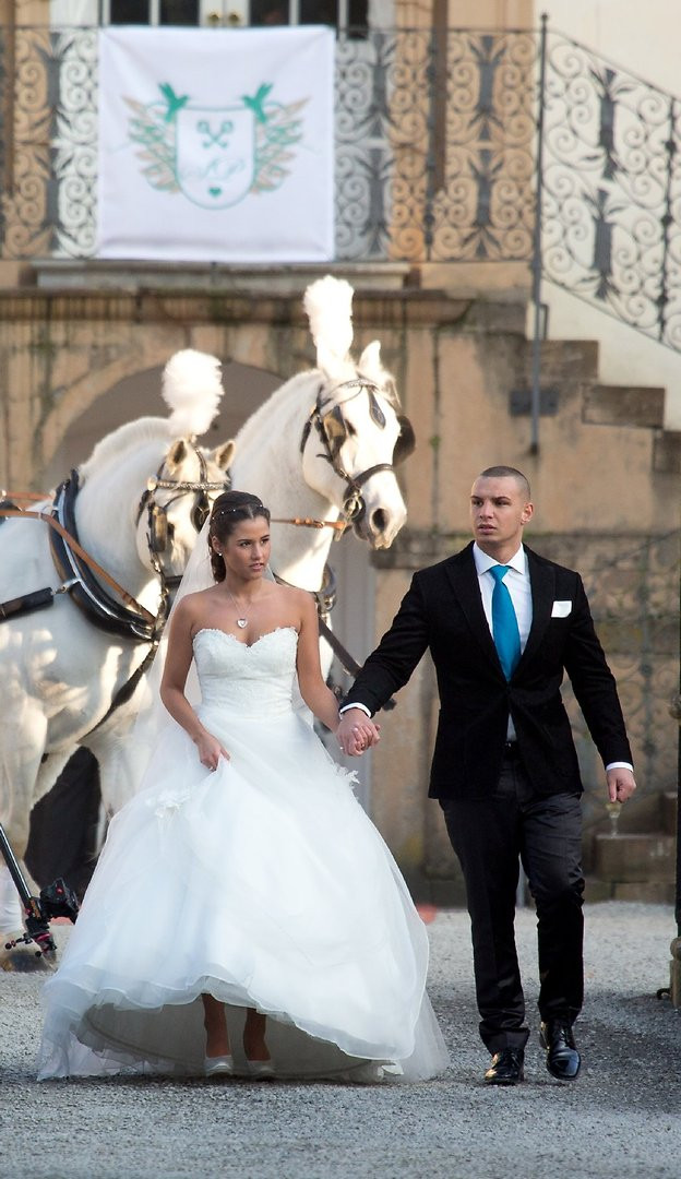 Sarah Lombardi Hochzeit
 "DSDS" Hochzeit Sarah und Pietro treten vor den