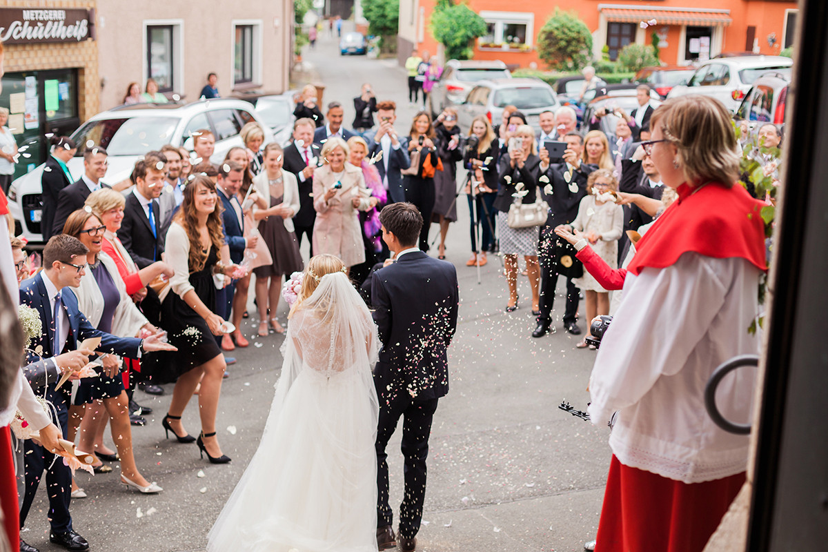 Scheune Hochzeit Bayern
 Romantische Scheunenhochzeit