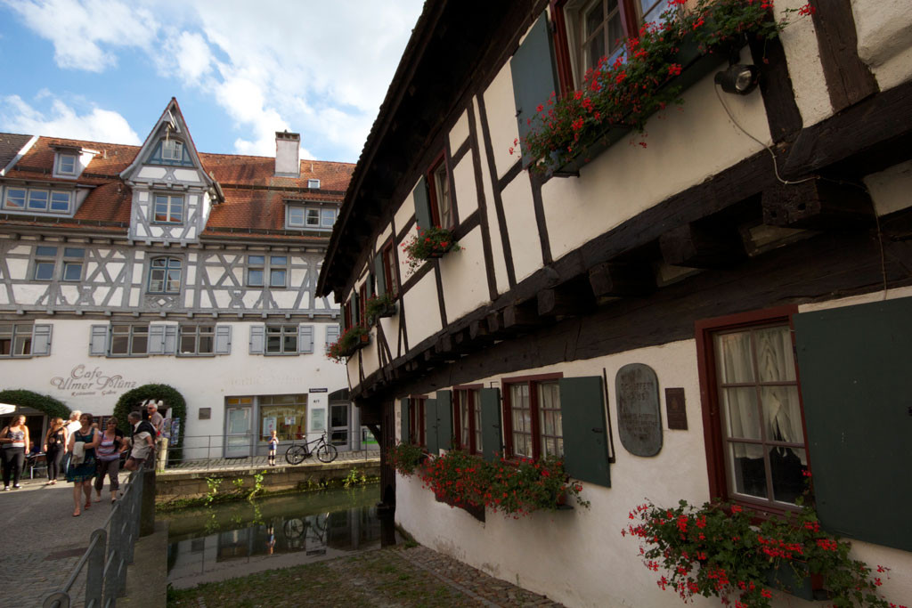 Schiefes Haus
 Schiefes Haus Sehenswürdigkeiten Ulm Neu Ulm