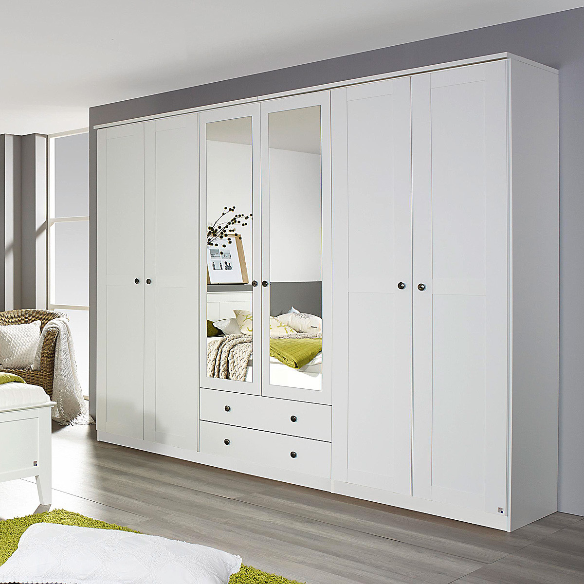 Schlafzimmerschrank Weiß
 Schlafzimmerschrank Weiss